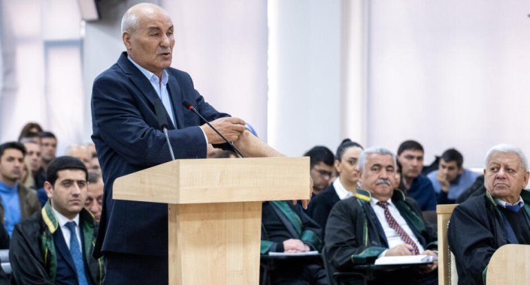 "Sən türksən&rdquo; deyib məni təpiklədi - FOTO