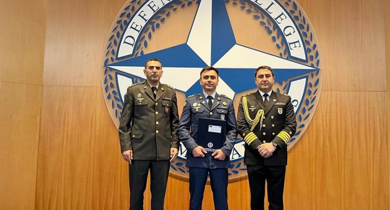 MN: Azərbaycan hərbçisi Romada NATO kursunu uğurla başa vurub