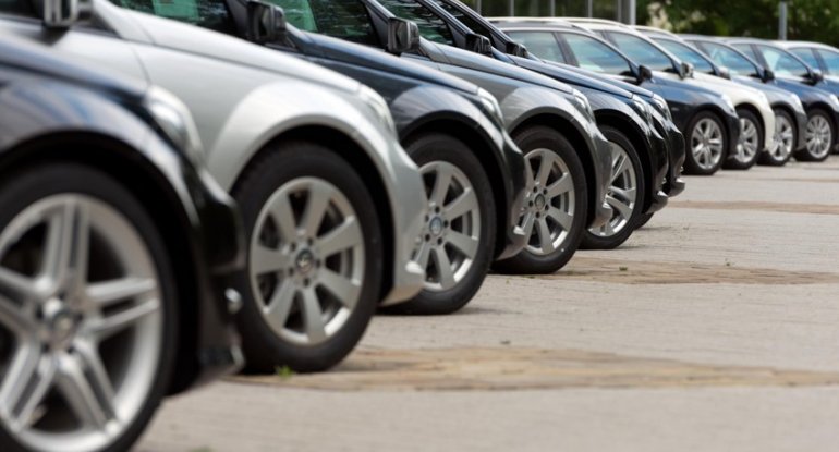 Azərbaycanda daha 19 nəqliyyat vasitəsi hərraca çıxarılacaq