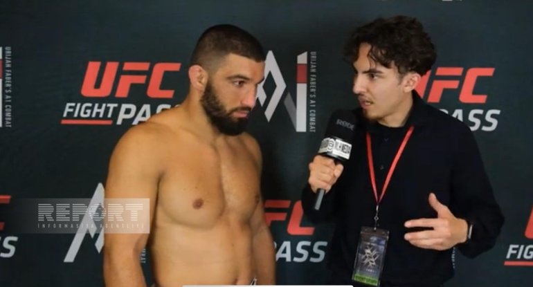 Azərbaycanın MMA döyüşçüsü israilli rəqibinə&nbsp;qalib gəldi - FOTO