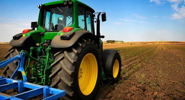 Azərbaycan və Belarus arasında traktor tədarükü üzrə əməkdaşlığın inkişafına dair Memorandum imzalanıb
