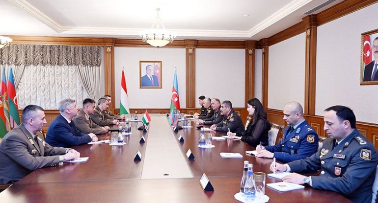 Azərbaycanla Macarıstan arasında hərbi əməkdaşlıq müzakirə edilib