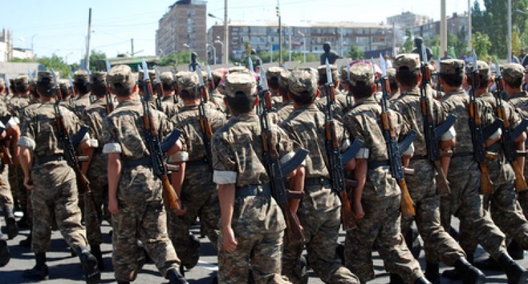 Ermənistan, görün, necə bir &ldquo;ordu&rdquo; qurur - Naapetyan