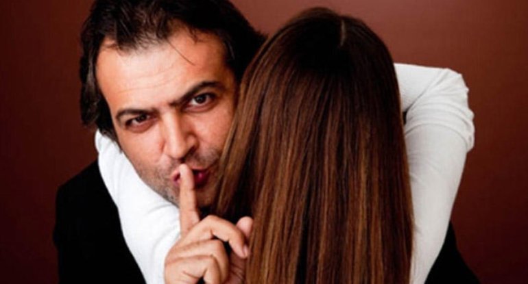 Birinin yalan danışdığını necə anlamaq olar? - Bu 4 cümlə bəs edir