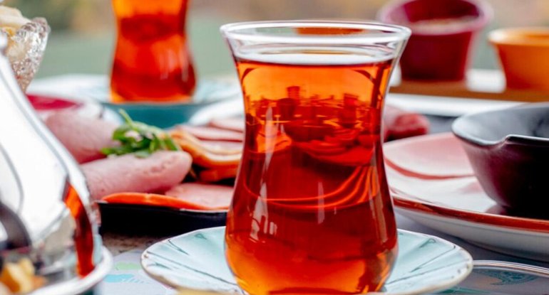 Azərbaycanlıların sevimli içkisi xərçəngə səbəb olur