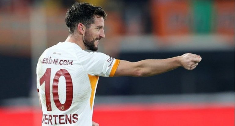 &ldquo;Qalatasaray&rdquo;ın futbolçusu vətəninə qayıdır