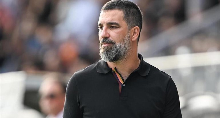 Arda Turan "Eyüpspor"dan ayrılıb