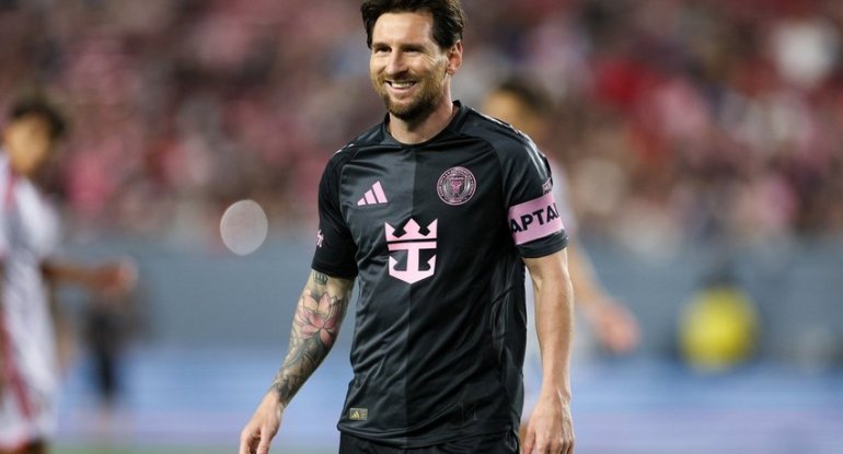 Lionel Messi minifutbol üzrə Azərbaycan millisini təbrik edib - VİDEO