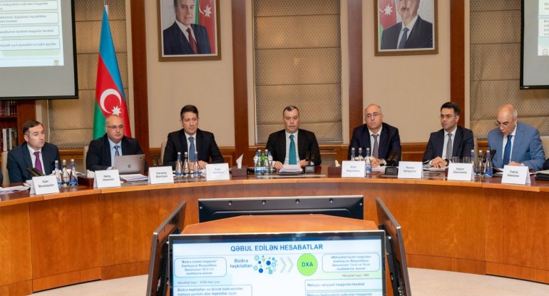 Maliyyə Nazirliyində kollegiya iclası keçirilib
