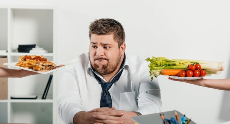 Tətildə mədə problemlərindən necə qaçmaq olar? - Dietoloqdan 5 MƏSLƏHƏT
