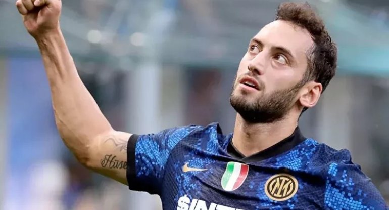 Hakan Çalhanoğlu &ldquo;Qalatasaray&rdquo;a keçir?