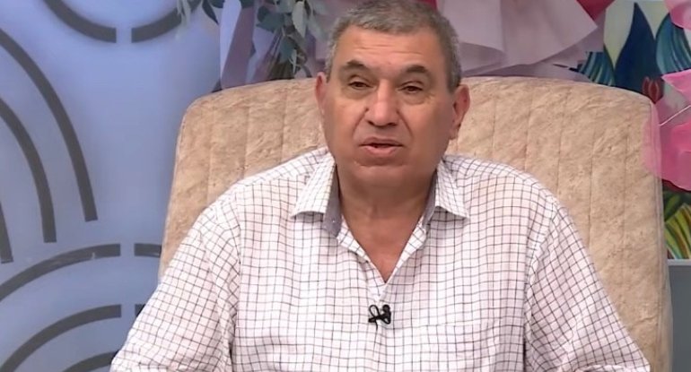 "İnternatda aclıqdan quru çörək yeyirdim"