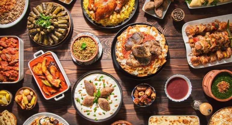 İsti havalarda bu məhsulları yemək təhlükəlidir