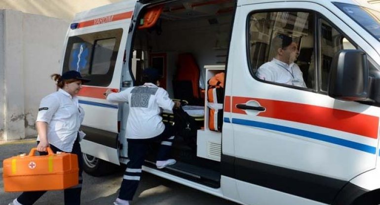 Evində yıxılan 51 yaşlı qadın öldü