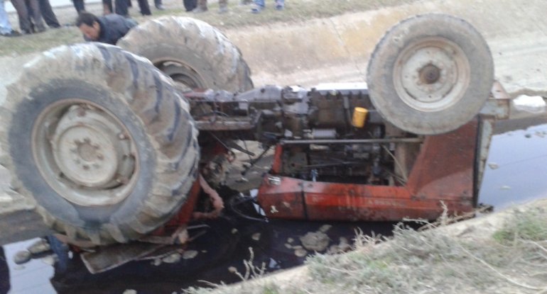 Qaxda gölə düşən traktor sürücüsü öldü