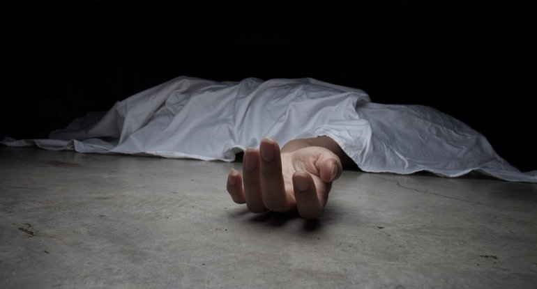 Sumqayıtda bıçaqlanan qadın xəstəxanada ölüb