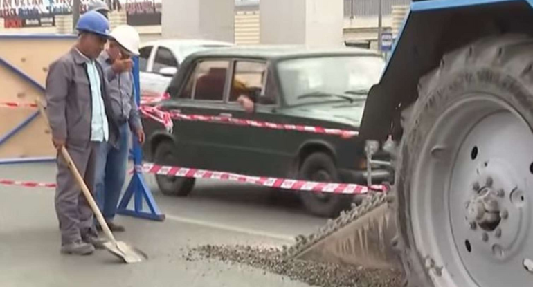 Bakıda yenə yol çökdü - Cümşüd Cümşüdlünün faciəsi təkrarlana bilər - VİDEO