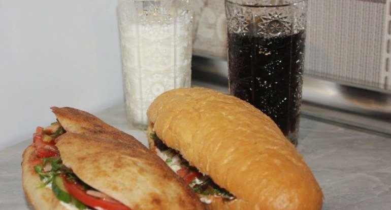 İsti havada dönər, burger yesəniz nə baş verər?