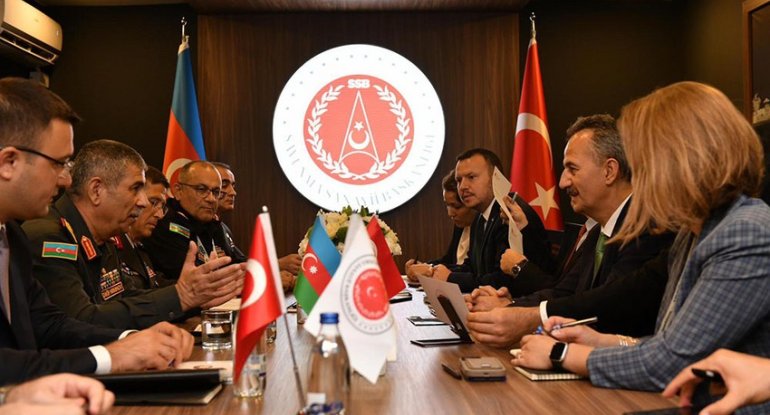 Azərbaycan-Türkiyə hərbi əməkdaşlığının daha da genişləndirilməsi müzakirə edilib