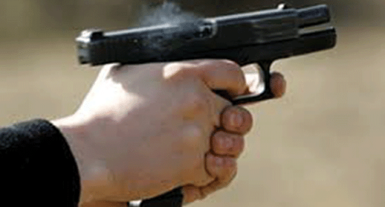 Axtarışda olan şəxs silahlı müqavimət göstərdi, polis silah tətbiq etdi