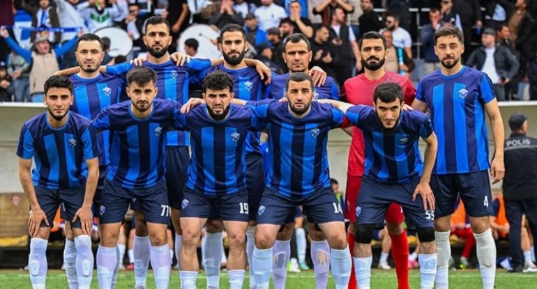 Azərbaycan klubu bütün futbolçularla yollarını ayırıb