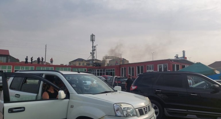 Novxanıda restoran yanır