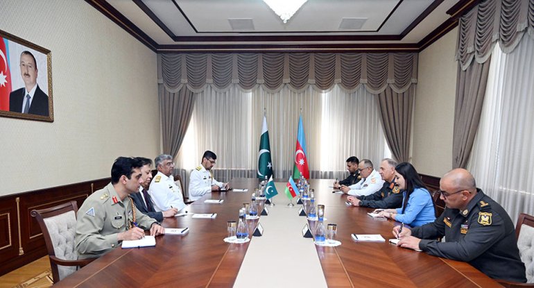 Azərbaycan və Pakistan arasında hərbi əməkdaşlıq müzakirə olunub - FOTO
