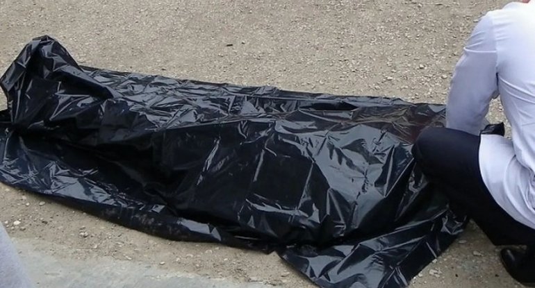 Sumqayıtda yeniyetmə qız faciəvi şəkildə ölüb