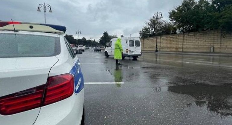 DYP yağmurlu hava ilə bağlı sürücülərə müraciət edib