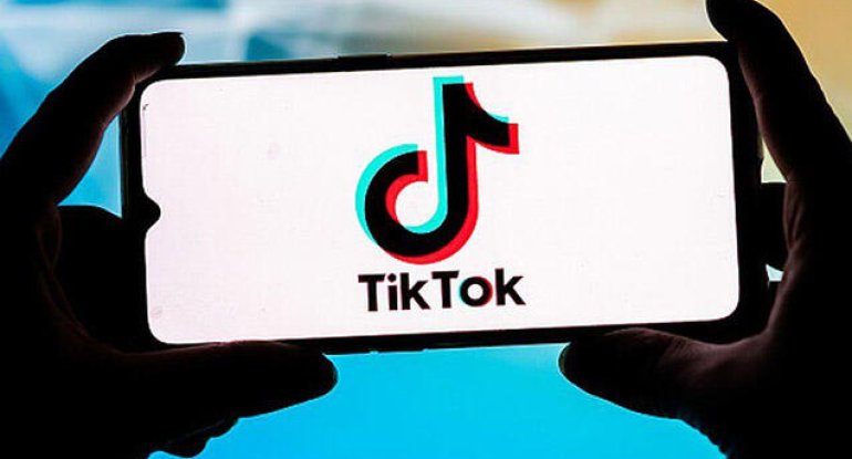Tiktokda başlayan EŞQ: Bakıda evli kişi qadının başına oyun açdı