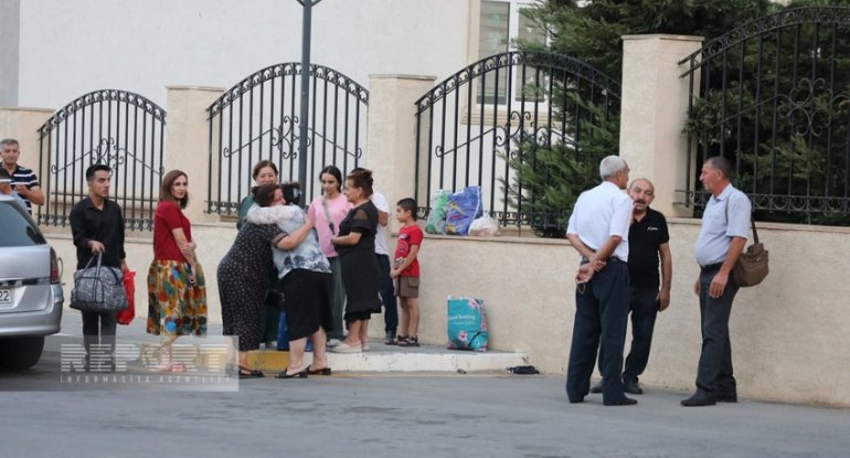 Ağdamın Xıdırlı kəndinə köçürülən ailələrə açarlar təqdim edilib