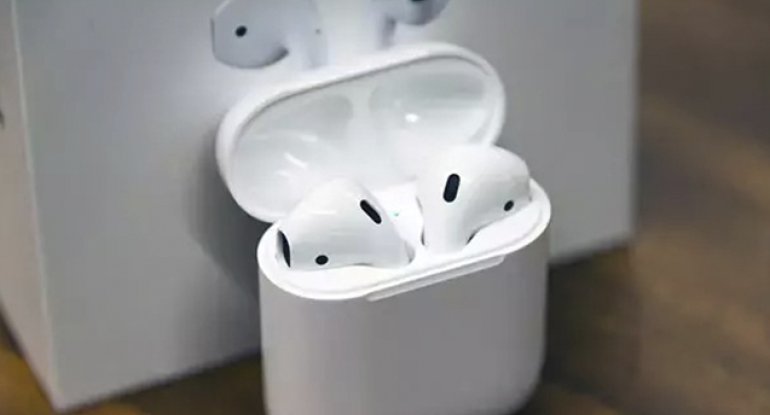 &ldquo;AirPod&rdquo;a canlı tərcümə gəlir