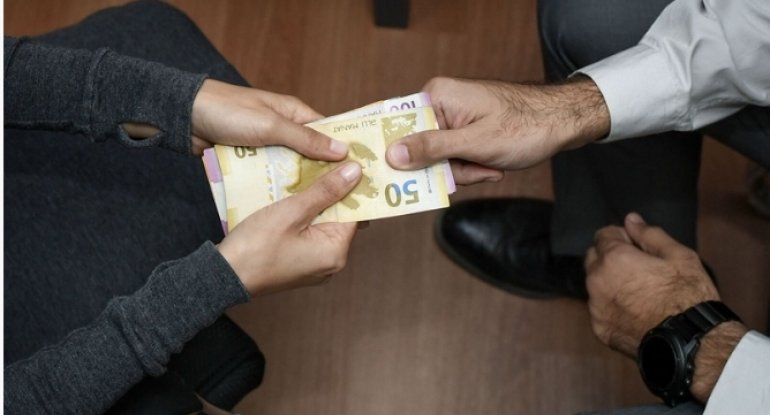 Bakıda 7000 manatlı pensiya dələduzluğu