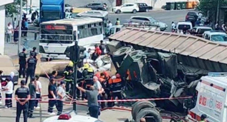 Bakıdakı dəhşətli qəzada ölənlərin kimliyi bilindi
