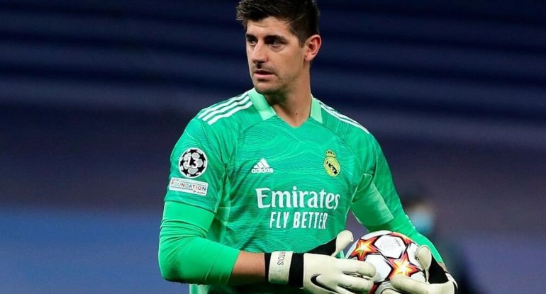 "Real Madrid"in ulduzu gecə klubu alıb