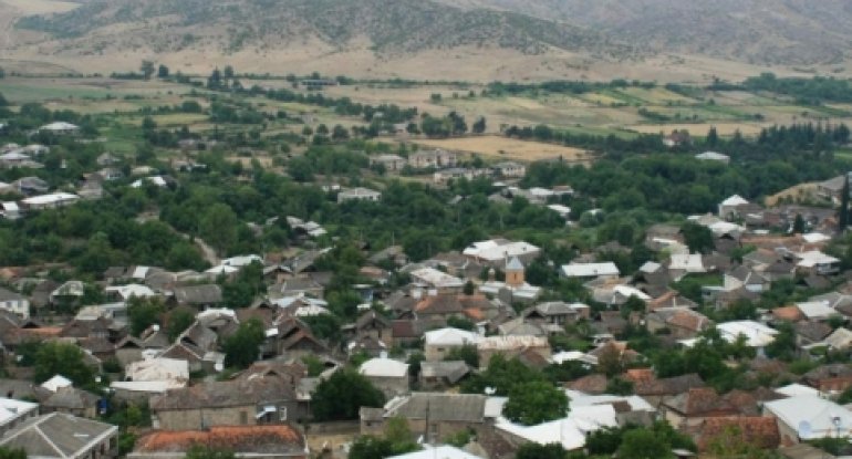 Marneulidə gürcü dilini bilməyən azərbaycanlı cəzalandırıldı