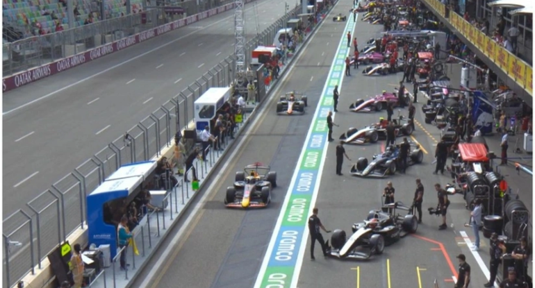 Azərbaycandakı yarışda "Formula 2"nin pilotlarına cəza verilib
