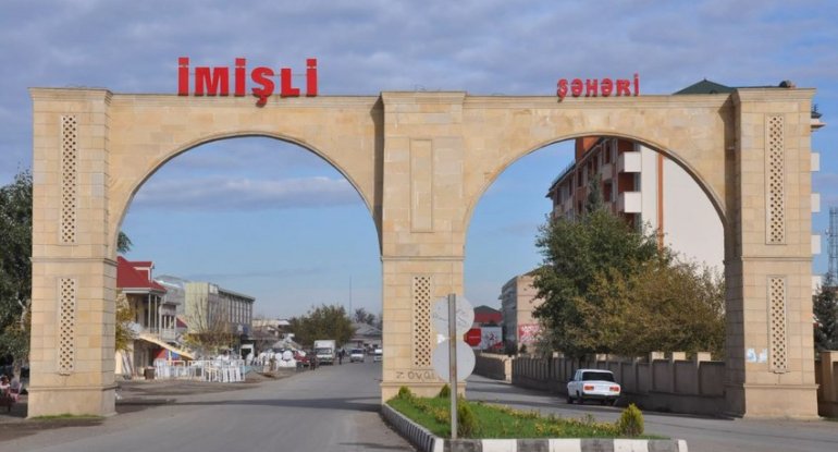 İmişlidə zəhərlənənlərin sayı 59-a çatıb