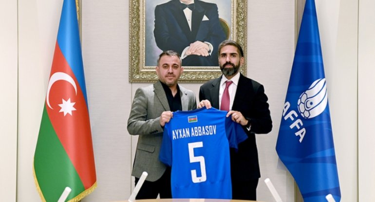 AFFA prezidenti milli komandanın baş məşqçisi ilə görüşüb