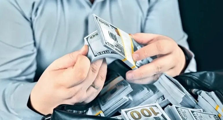Hər il sadə 1000 amerikalı necə milyonçu olur?