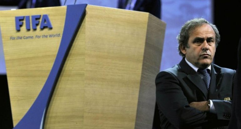 Platini: FİFA həqiqi mafiyadır