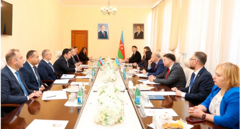Ukrayna və Azərbaycan səhiyyə nazirləri əməkdaşlıq sazişi imzalayıblar