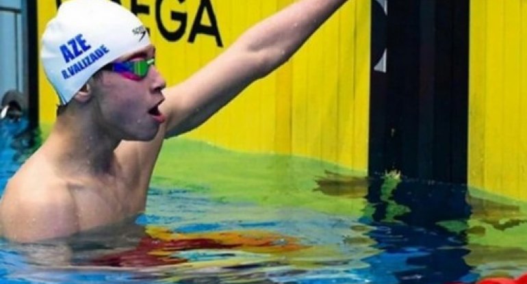 Azərbaycan üzgüçüsü İslamiadada gümüş medal qazanıb