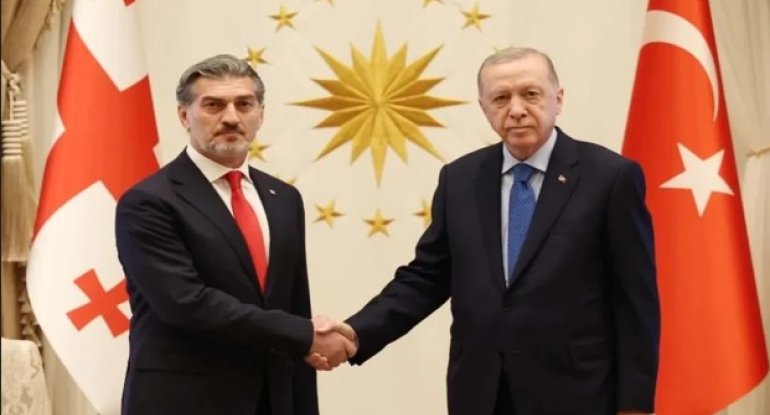 Ərdoğan Kavelaşvili ilə telefonla danışıb