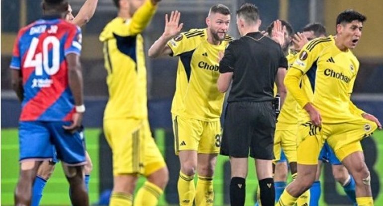 UEFA-dan "Fənərbağça"ya AĞIR CƏZA - Bilet satışı qadağan olundu