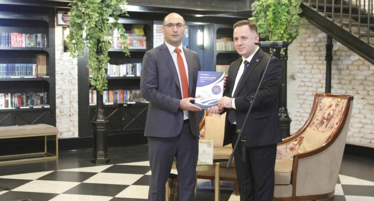 "Mühasibat uçotu" praktiki tətbiqi və nəzəri təhlili kitabının təqdimatı keçirilib