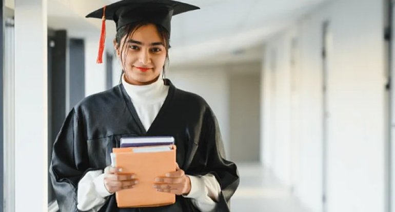 Ən yaxşı 10 universitetdə təhsil haqqı nə qədərdir? - CƏDVƏL
