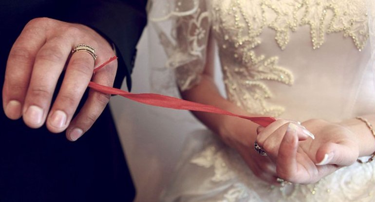 17 yaşlı qızı 36 yaşlı kişiyə ərə vermək istədilər