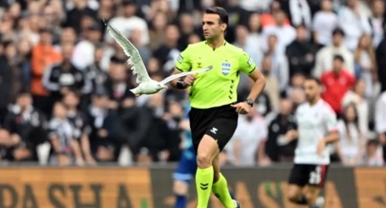 "Beşiktaş"ın matçında kuryoz hadisə