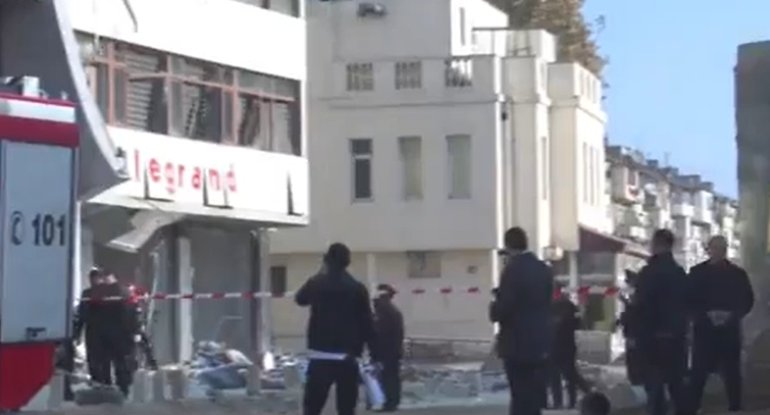 Bakıda plazada partlayış baş verib - YENİLƏNİB -&nbsp;Video
